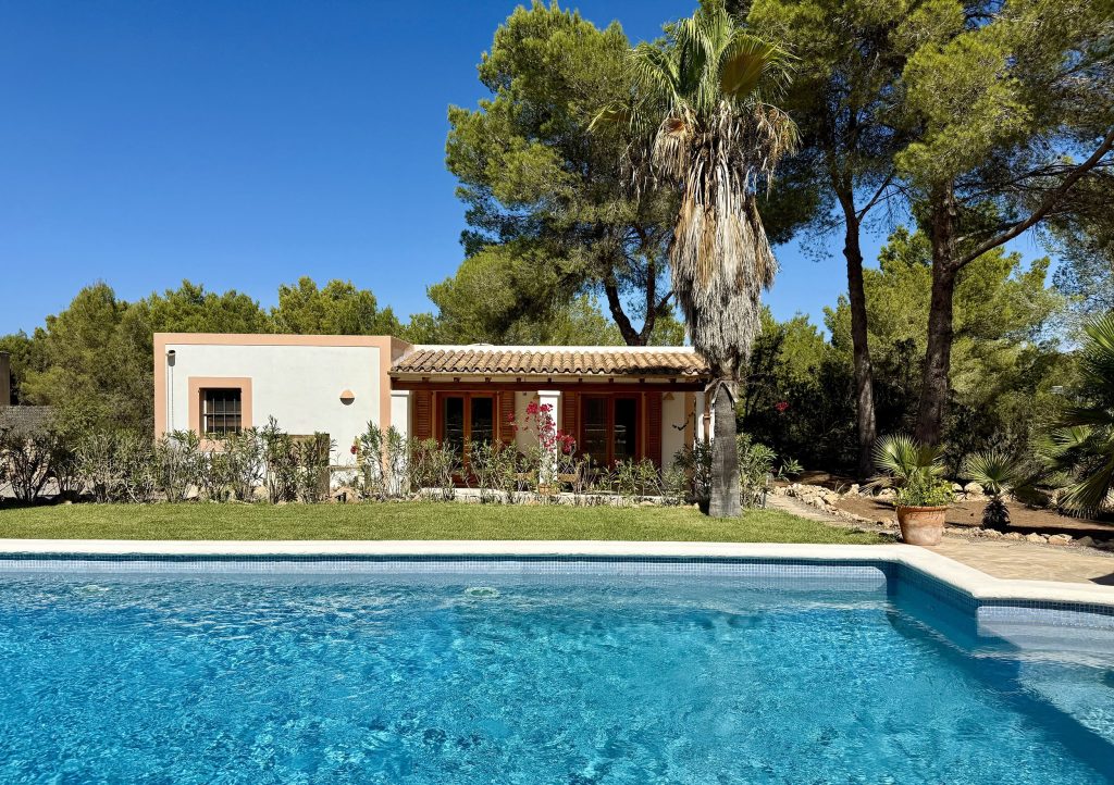 View our featured property of the week - ref. 1781